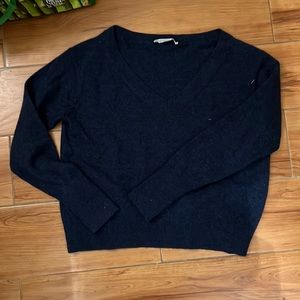 Everlane size xs 100% cashmere navy blue cropped sweater